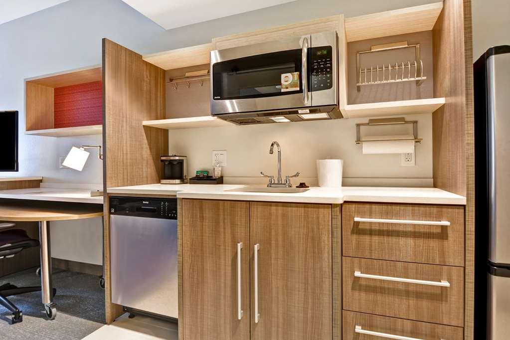 Home2 Suites By Hilton Naples I-75 Pine Ridge Road Стая снимка