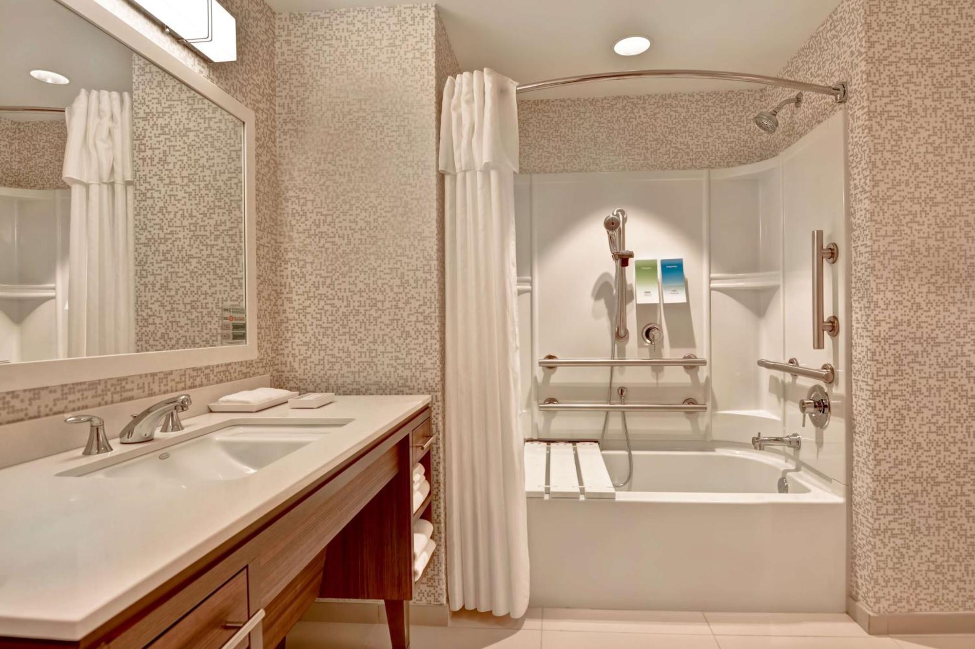 Home2 Suites By Hilton Naples I-75 Pine Ridge Road Екстериор снимка